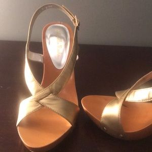 Gold heels sandals